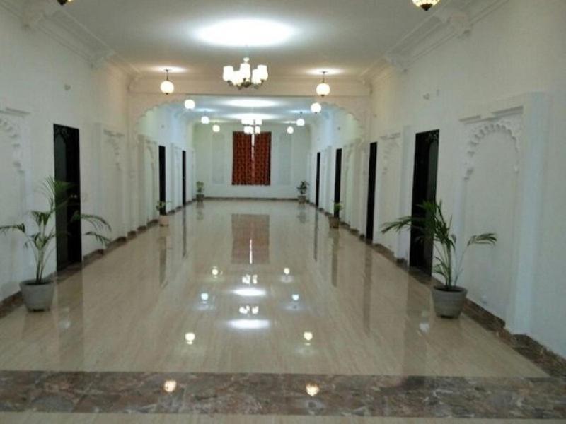 Tej Mahal Palace Bandikui Ngoại thất bức ảnh
